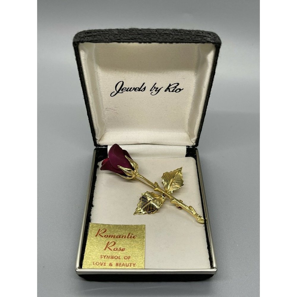 Jewels by Rio Gold Tone Romantic Rose Brooch with Original Box